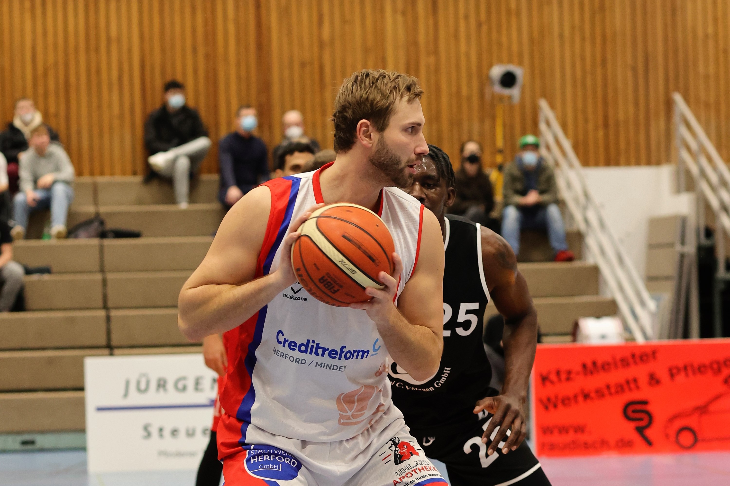 Kämpferische Leistung reicht zum Sieg gegen Telekom Baskets Bonn 2