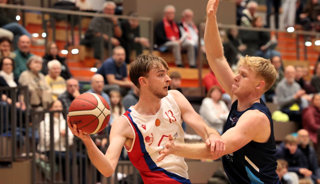 Timon Janzen weiter für BBG am Ball